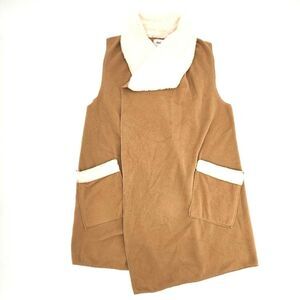 Le Moda Women’s Sleeveless Fleece Vest with Faux Sherpa Trim Camel